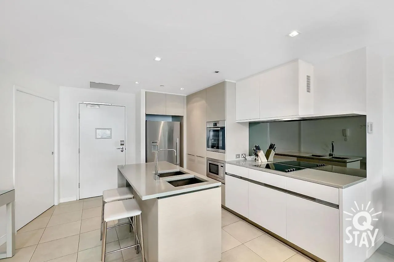 2 & 3 Bedroom Ocean View Apartments At Soul Surfers Paradise - Q Stay Gold Coast
